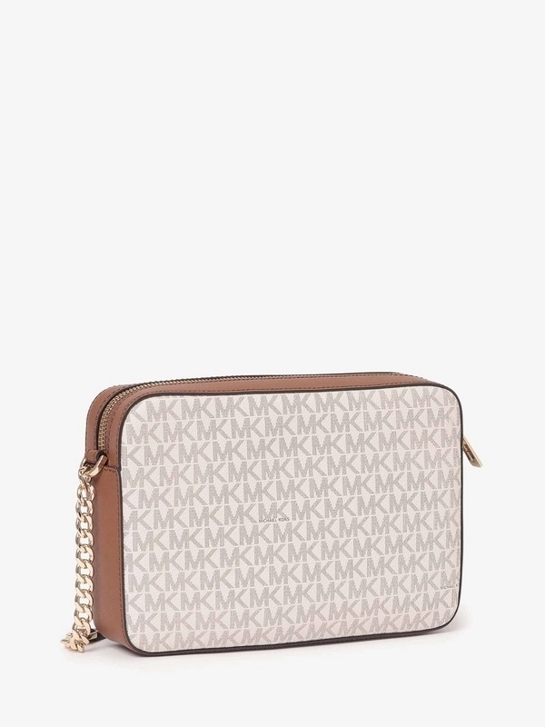 大ロングセラー！JET SET ITEM クロスボディのスタイリング | スナップ詳細