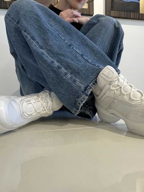 5.miyupi様　オーダー OLYMPIA ウェッジ スニーカーのスタイリング | スナップ詳細