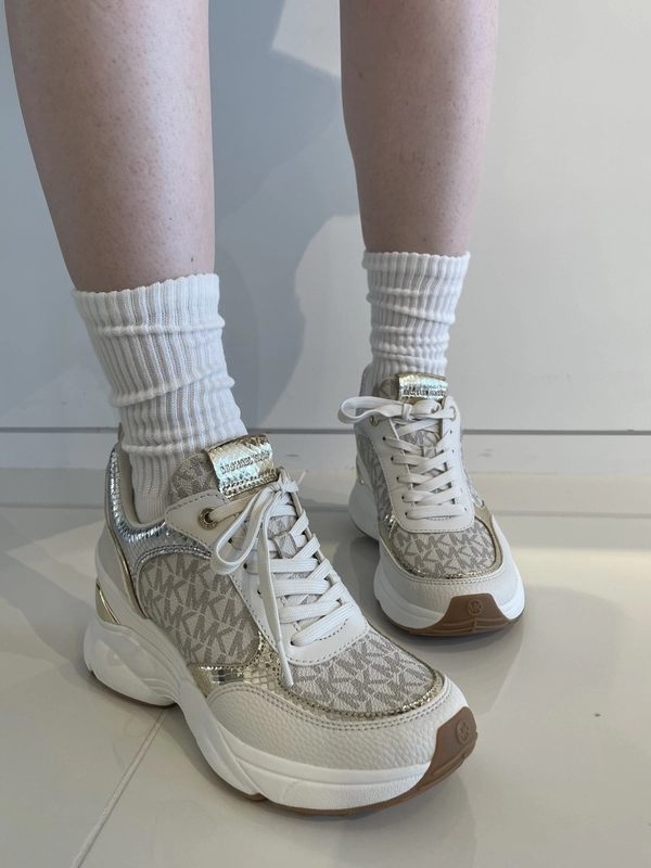 即日発送★Michael Kors★KATRINAメタリックリザードスニーカー KATRINA メタリック リザード エンボス スニーカー の
