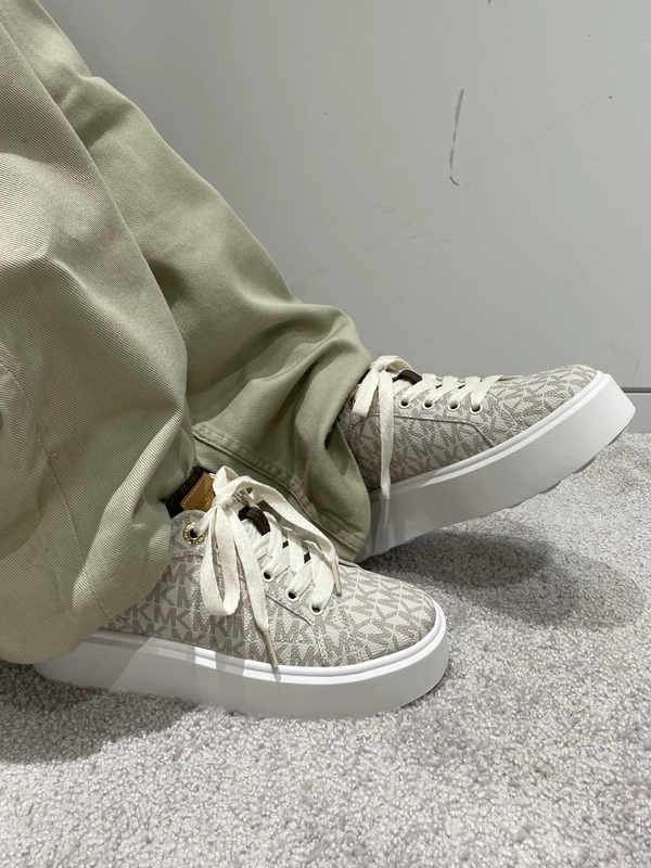 【未使用】MICHAEL KORS　ROMEY プラットフォーム スニーカー 公式アウトレット】ROMEY プラットフォーム スニーカー - スニーカー