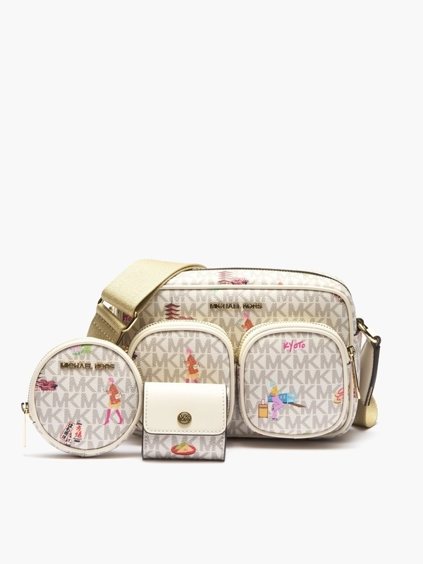 専用商品　k-styleさん 多機能をスマートに。実用性に優れた【日本限定】クロスボディの