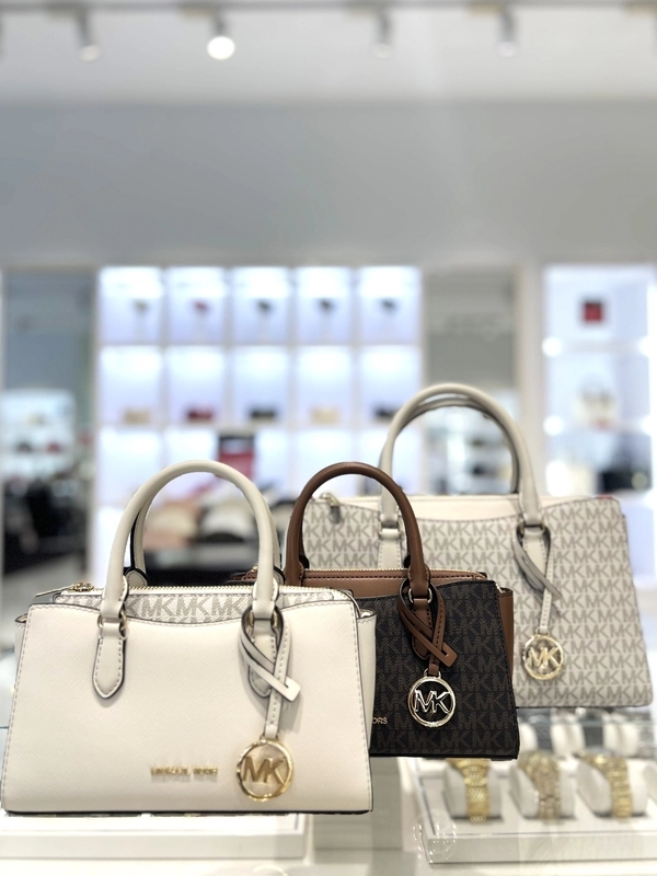 神戸三田プレミアム・アウトレット店 スタッフレビューの