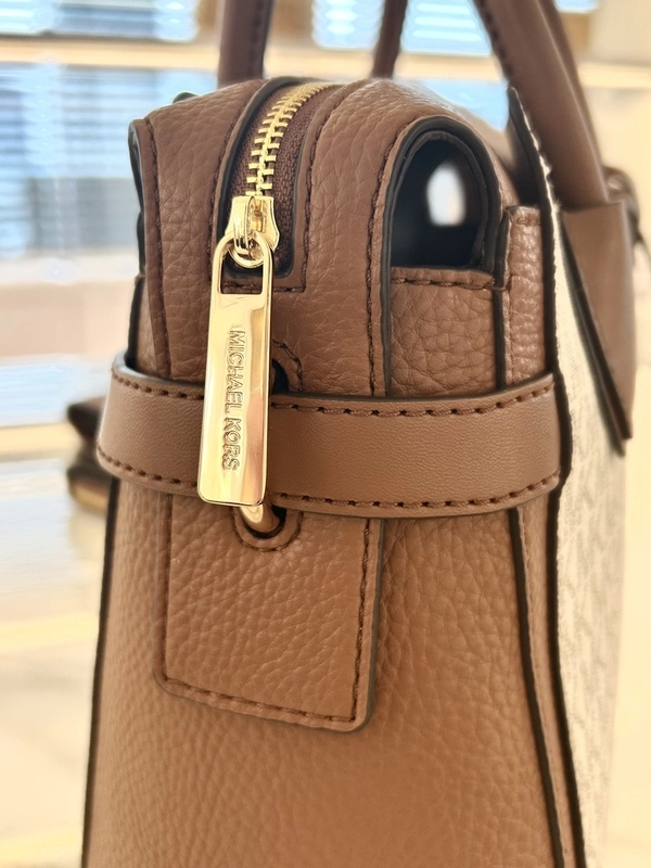 MERCER ショッパートート クロスボディ スモールのスタイリング