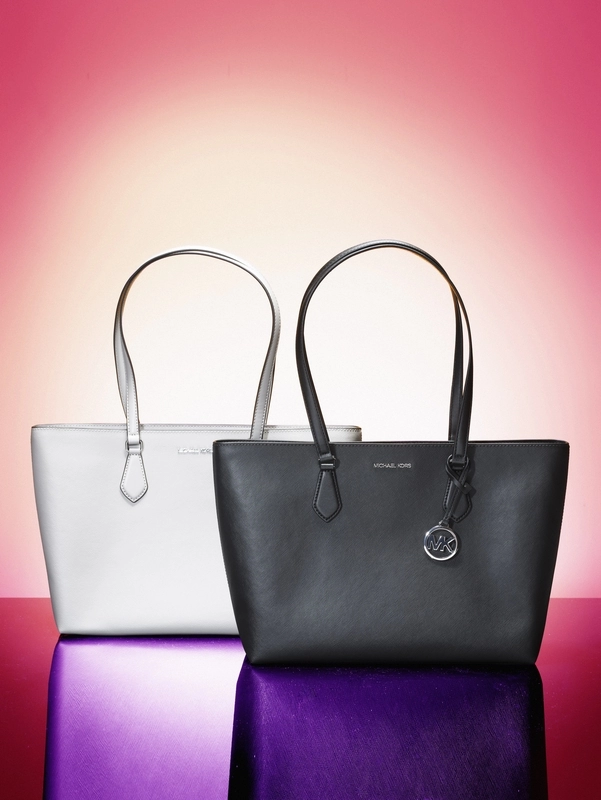 SHEILA ミッドファスナー トート ラージのスタイリング | スナップ詳細