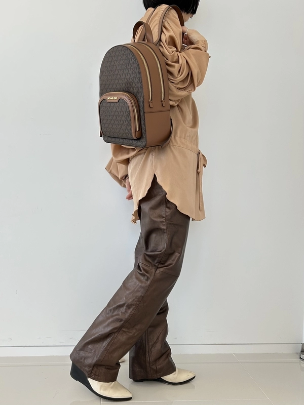 JAYCEE ジップポケット バックパックのスタイリング | スナップ詳細